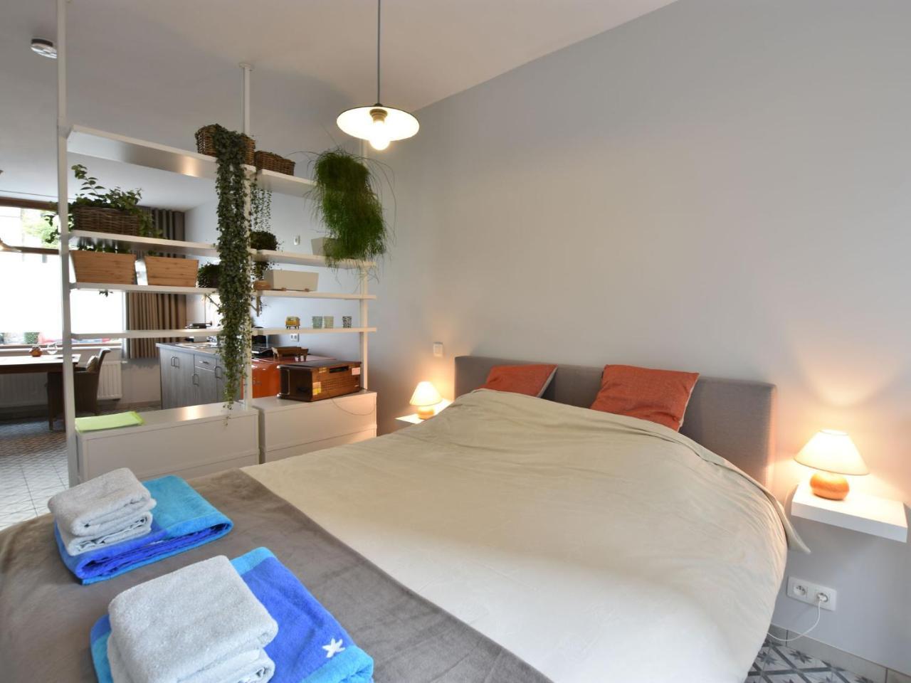Studio In Ieper With Terrace Εξωτερικό φωτογραφία